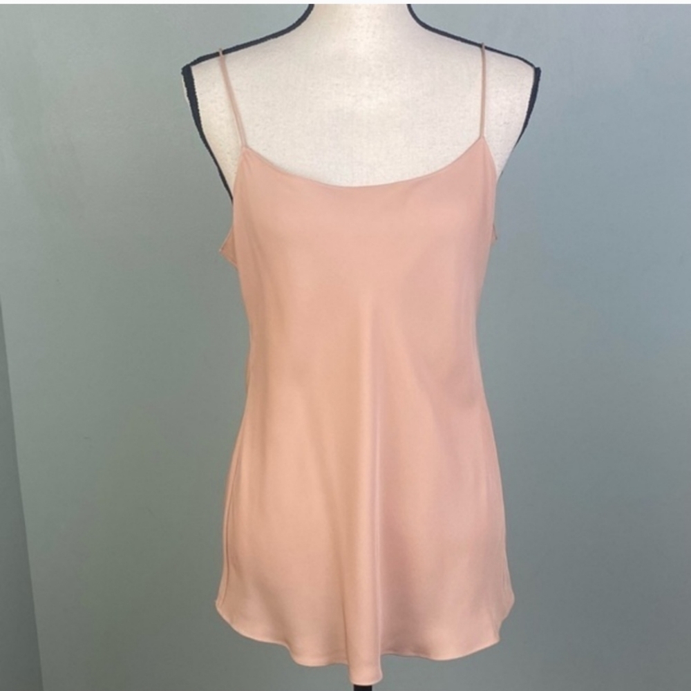 THEORY caramel/beige 100% Silk spaghetti strap camisole. Size Medium. EUC